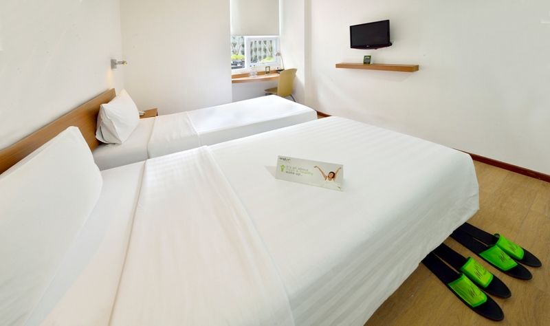 Whiz Hotel Malioboro Джок'якарта Екстер'єр фото
